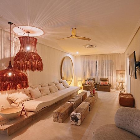 Апарт отель Secret Oasis Ibiza-Only Adults Сан-Антонио-Абад Экстерьер фото